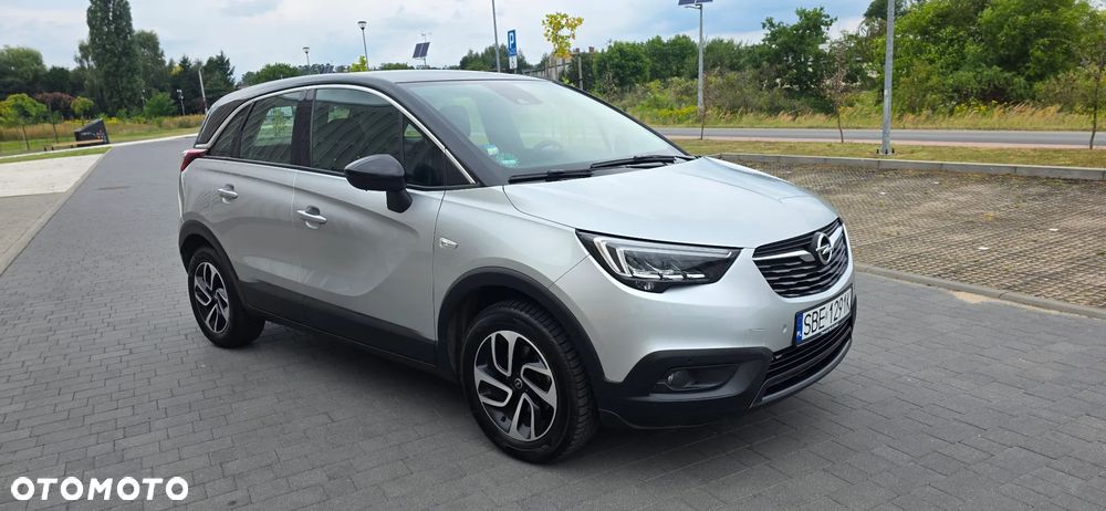 Opel Crossland X 1.2 T Design Line S&S - 4