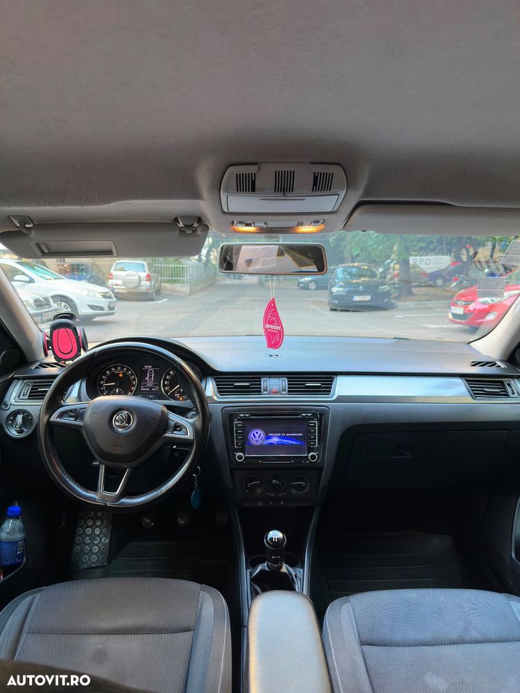 Skoda RAPID 1.6 TDI Ambition - 6