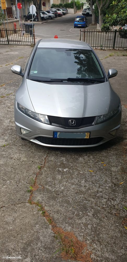 Honda Civic 1.4 i-VTEC 25 Anos - 1