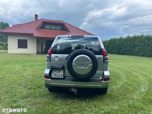 Toyota Land Cruiser 3.0 D-4D - 8