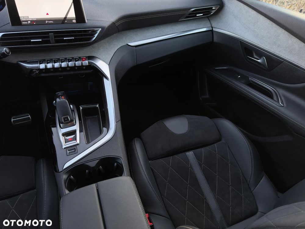 Peugeot 3008 - 18