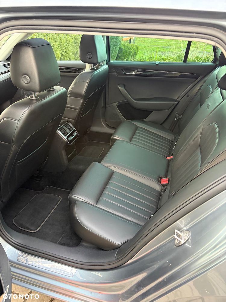Skoda Superb 2.0 TDI SCR 4x4 L&K DSG - 15