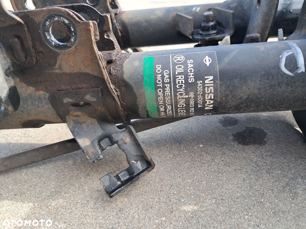Amortyzatory przednie komplet nissan qashqai j10 2.0 16V - 2