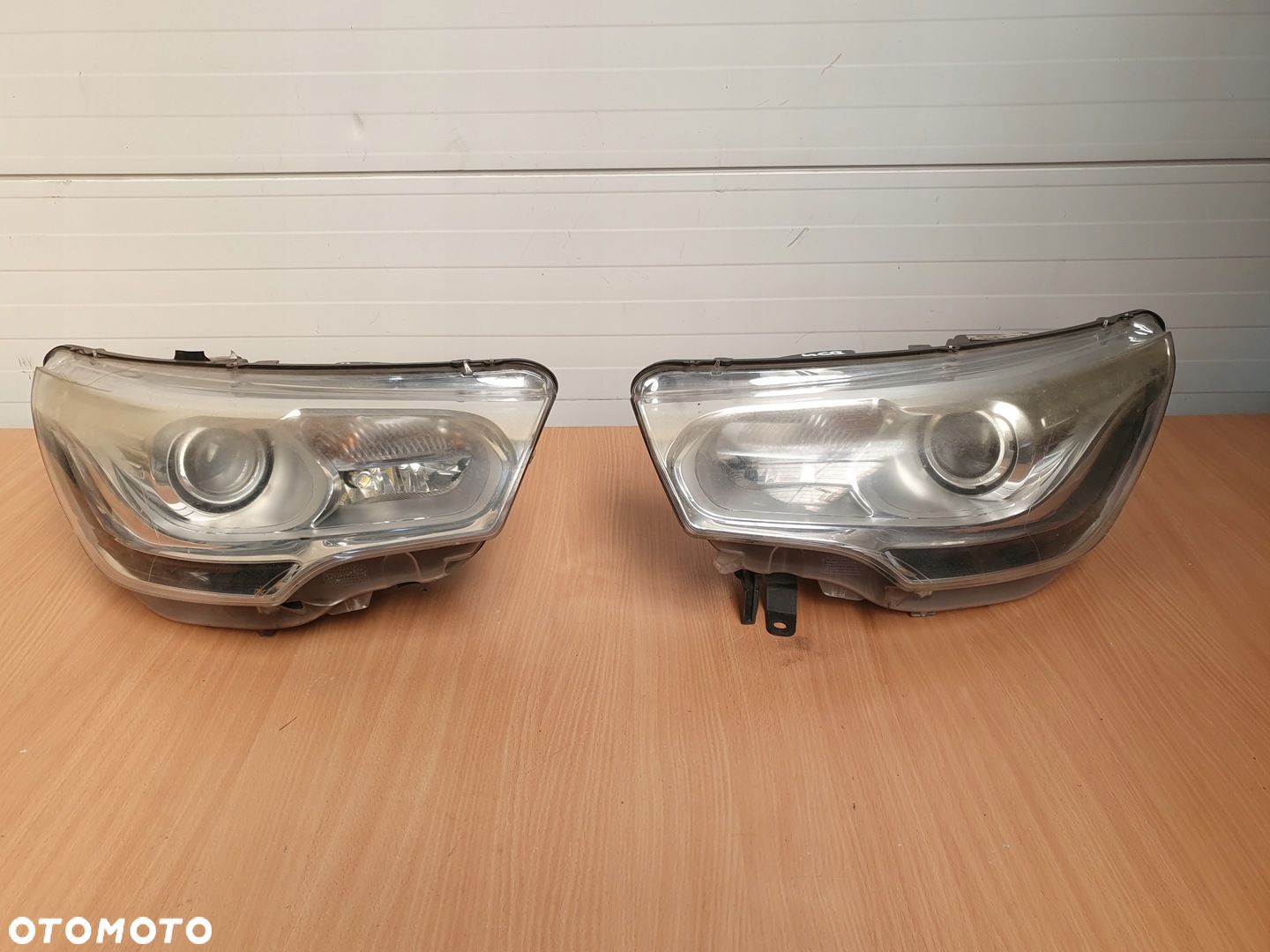 LAMPA PRZÓD LEWA BI - XENON DYNAMIC KOMPLETNA CITROEN DS4 C4 12-16r - 1