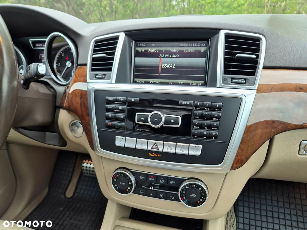 Mercedes-Benz ML 350 BlueTEC 4MATIC 7G-TRONIC - 21