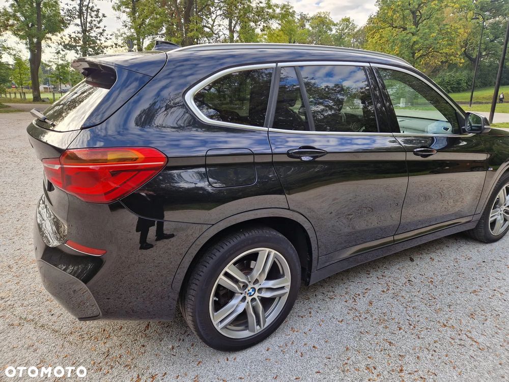 BMW X1 sDrive18d M Sport - 11