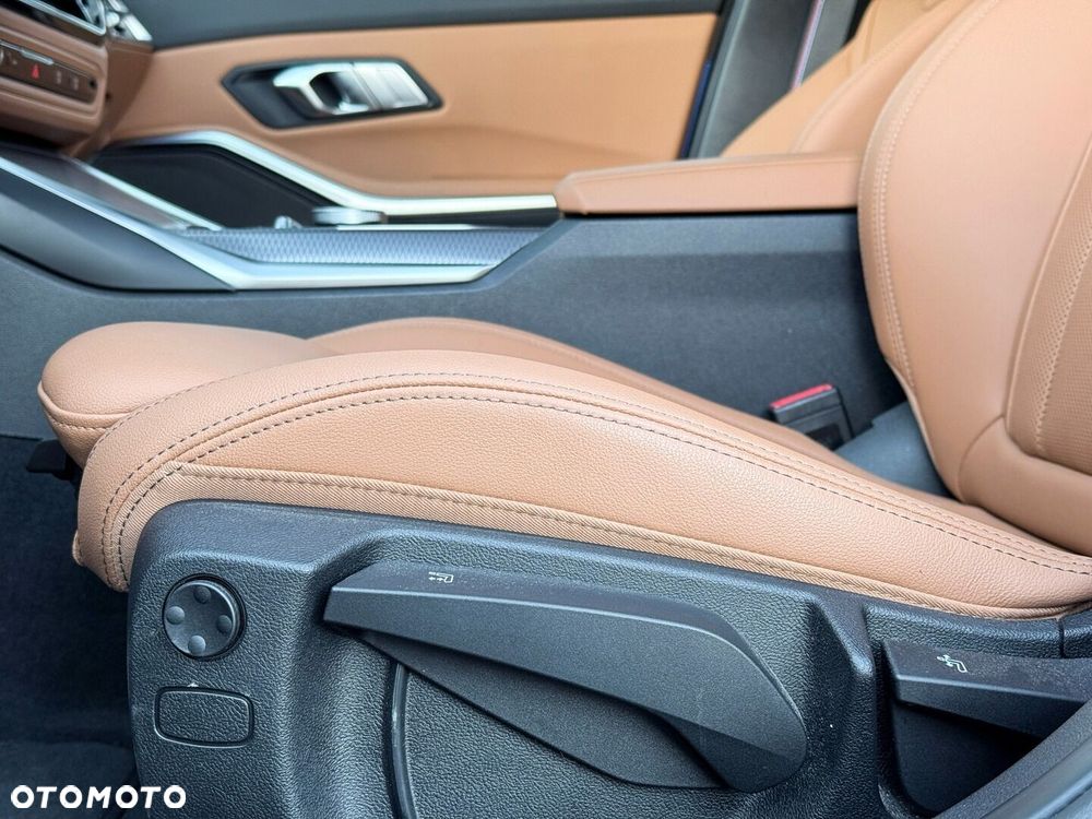 BMW Seria 3 - 21