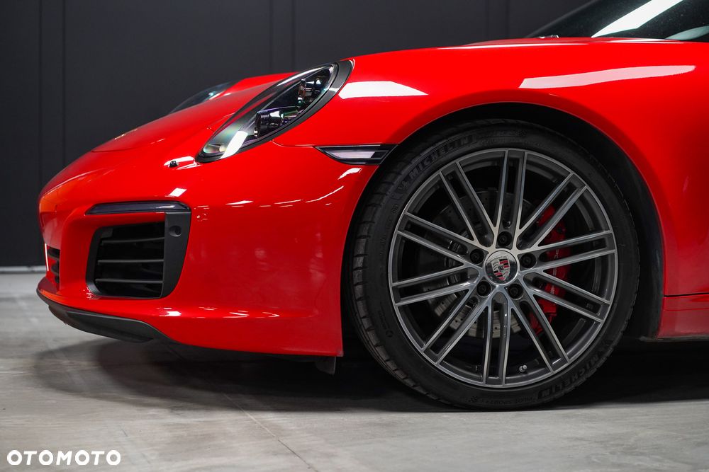 Porsche 911 Carrera S PDK - 14