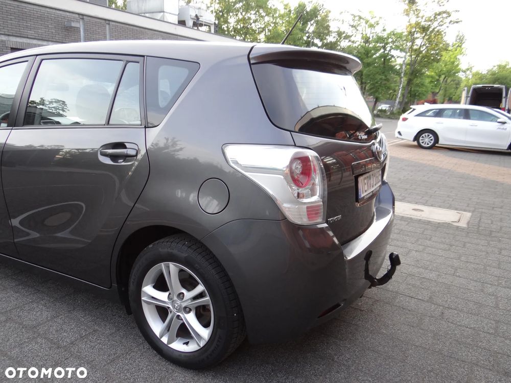 Toyota Verso 1.8 7-Sitzer Comfort - 17
