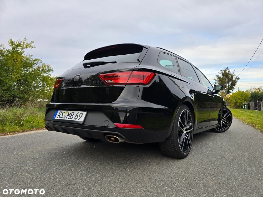 Seat Leon 2.0 TSI Cupra S&S DSG - 3