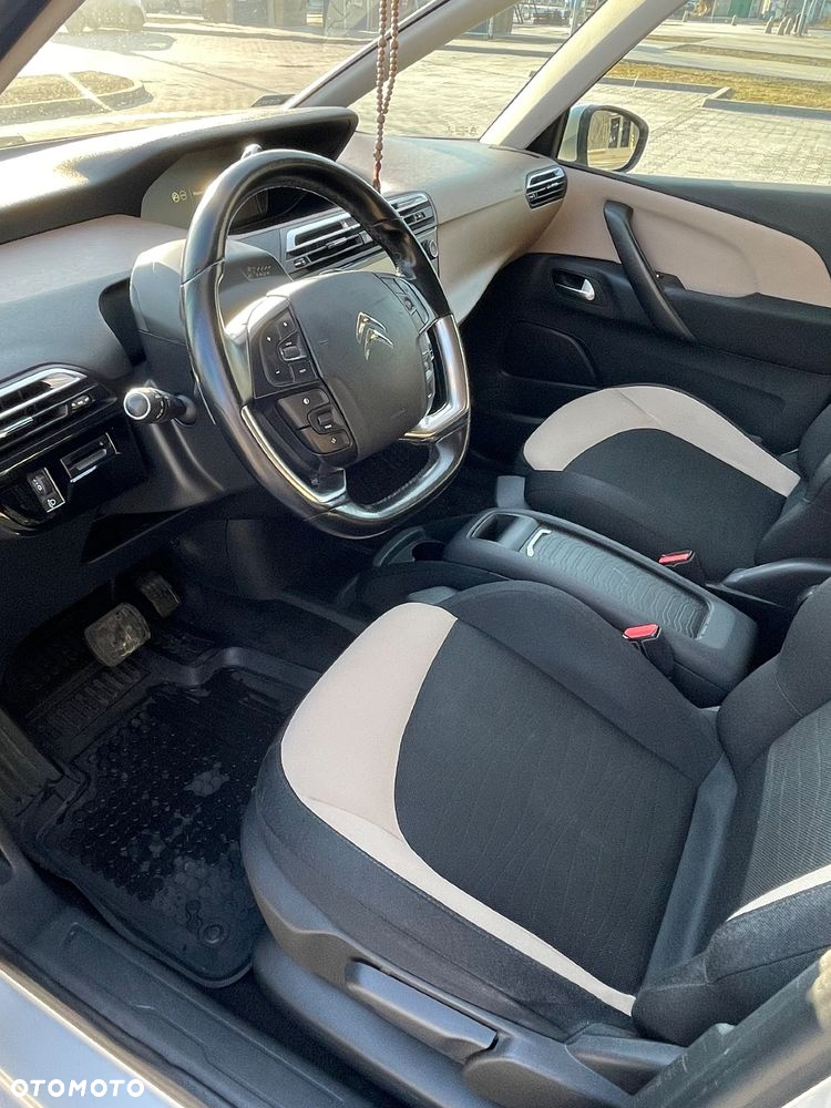 Citroën C4 Grand Picasso - 16