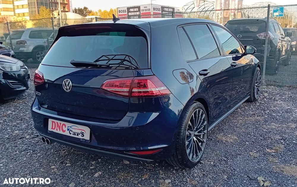 Volkswagen Golf 2.0 TDI GTD - 3