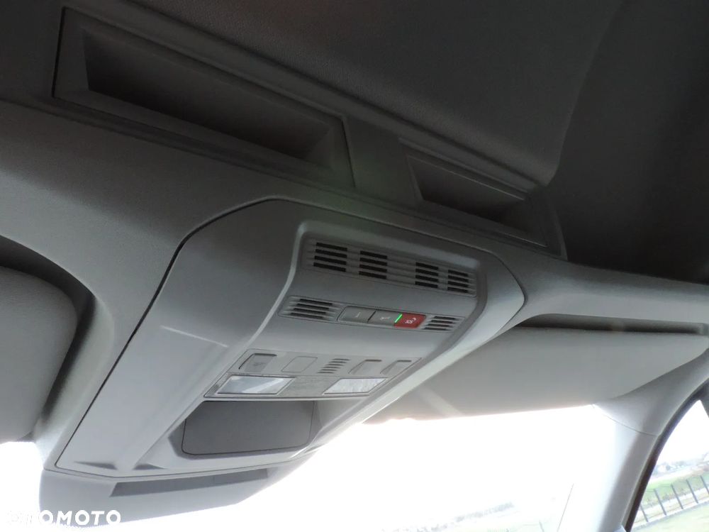 Volkswagen Crafter - 21