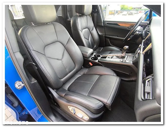 Porsche Macan - 27