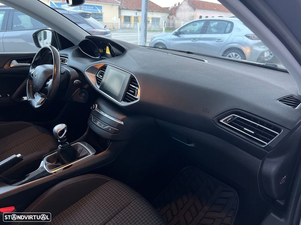 Peugeot 308 SW 1.5 BlueHDi Business Line - 18