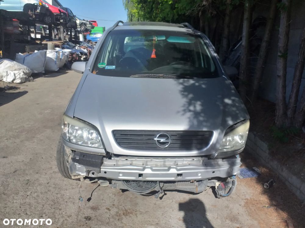 Auto na części - Opel Zafira 116KM benzyna 1999 Silnik Skrzynia Drzwi Maska Klapa Błotnik Zderzak Lampa Szyba Klamka Lusterko Deska Kokpit - 5