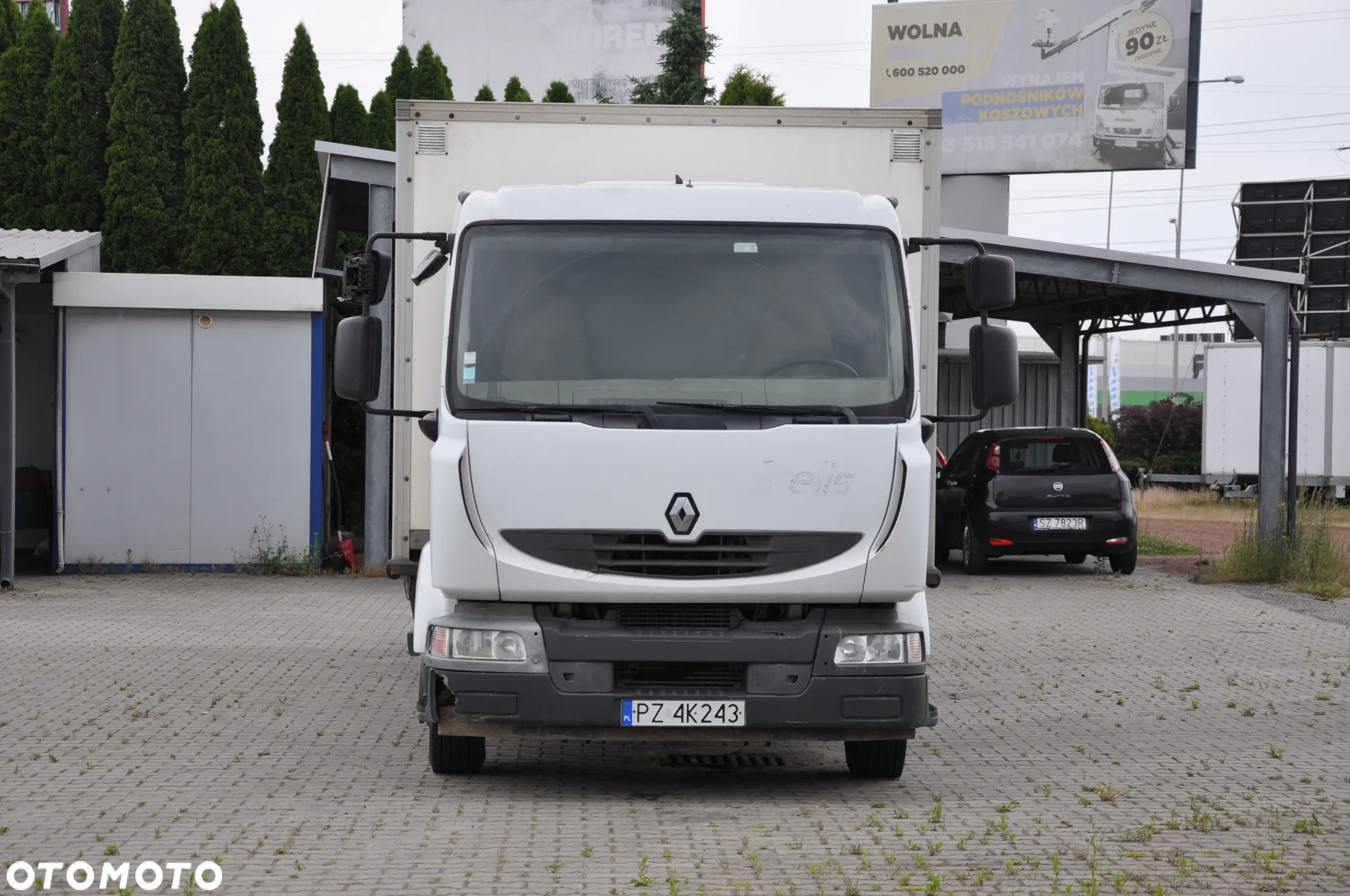 Renault MIDLUM 12.220 dł kontenera 7,90m - 2
