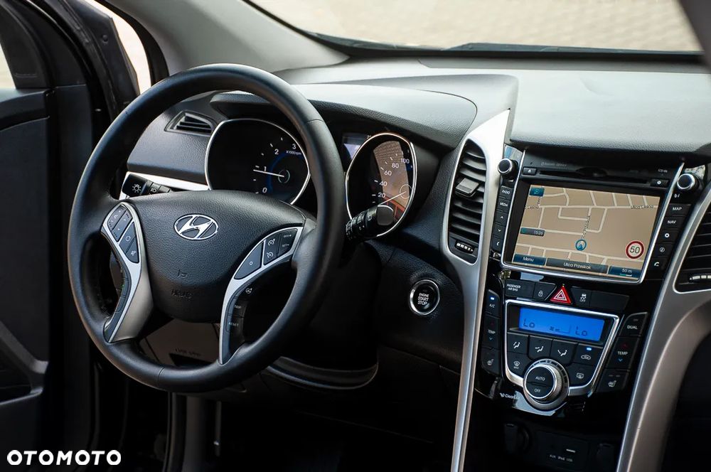 Hyundai i30 blue Kombi 1.6 CRDi DCT Premium - 5