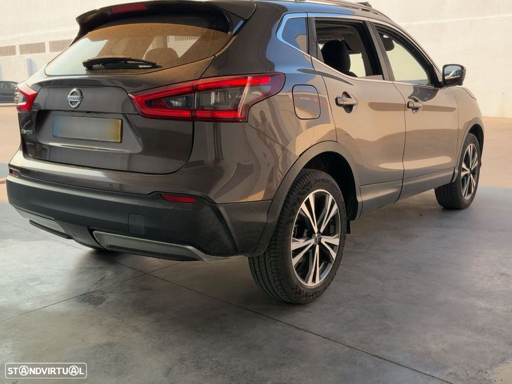 Nissan Qashqai 1.5 dCi N-Connecta 18 - 5