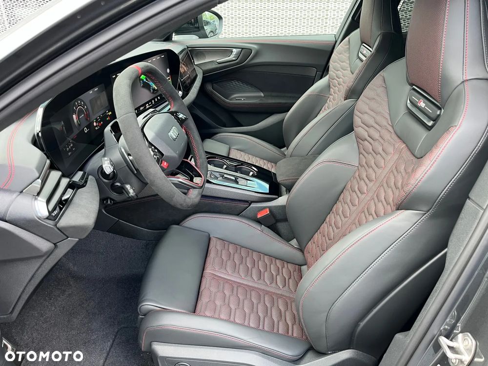 Audi RS5 Avant - 17
