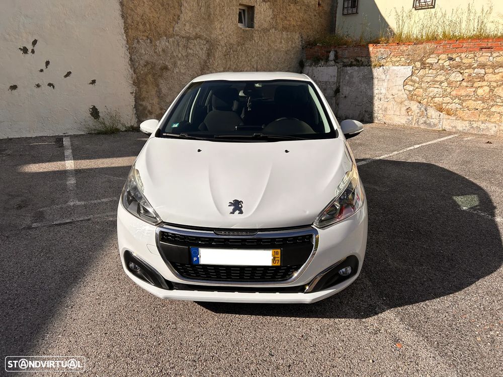 Peugeot 208 1.2 PureTech Signature - 3