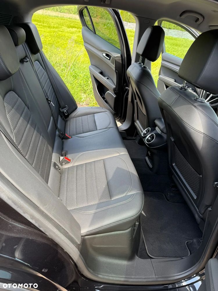 Alfa Romeo Stelvio 2.0 Turbo Super Q4 - 11