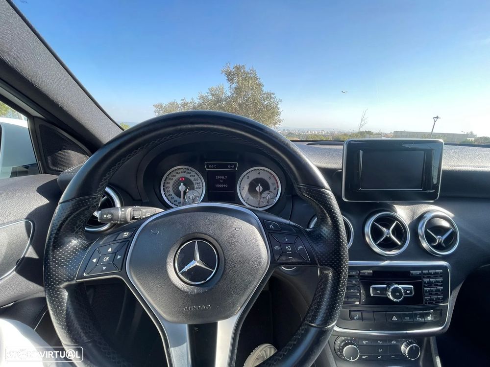 Mercedes-Benz A 180 CDI (BlueEFFICIENCY) - 11