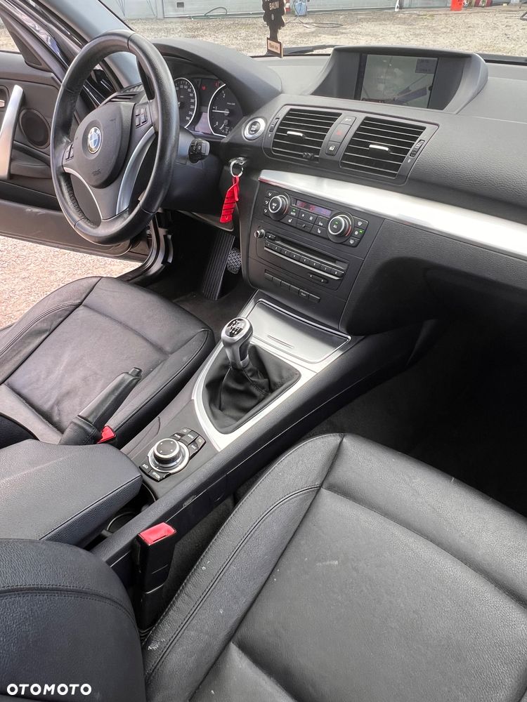 BMW Seria 1 120d - 15