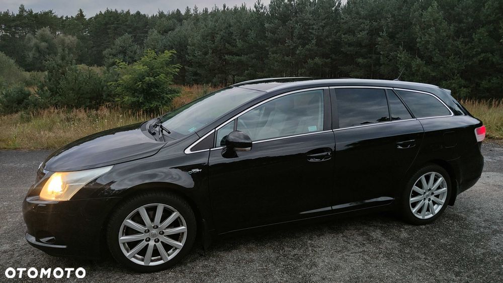 Toyota Avensis - 2