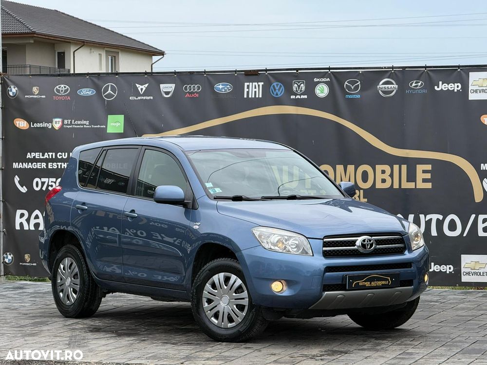 Toyota RAV4 D-4D 4x4 - 8