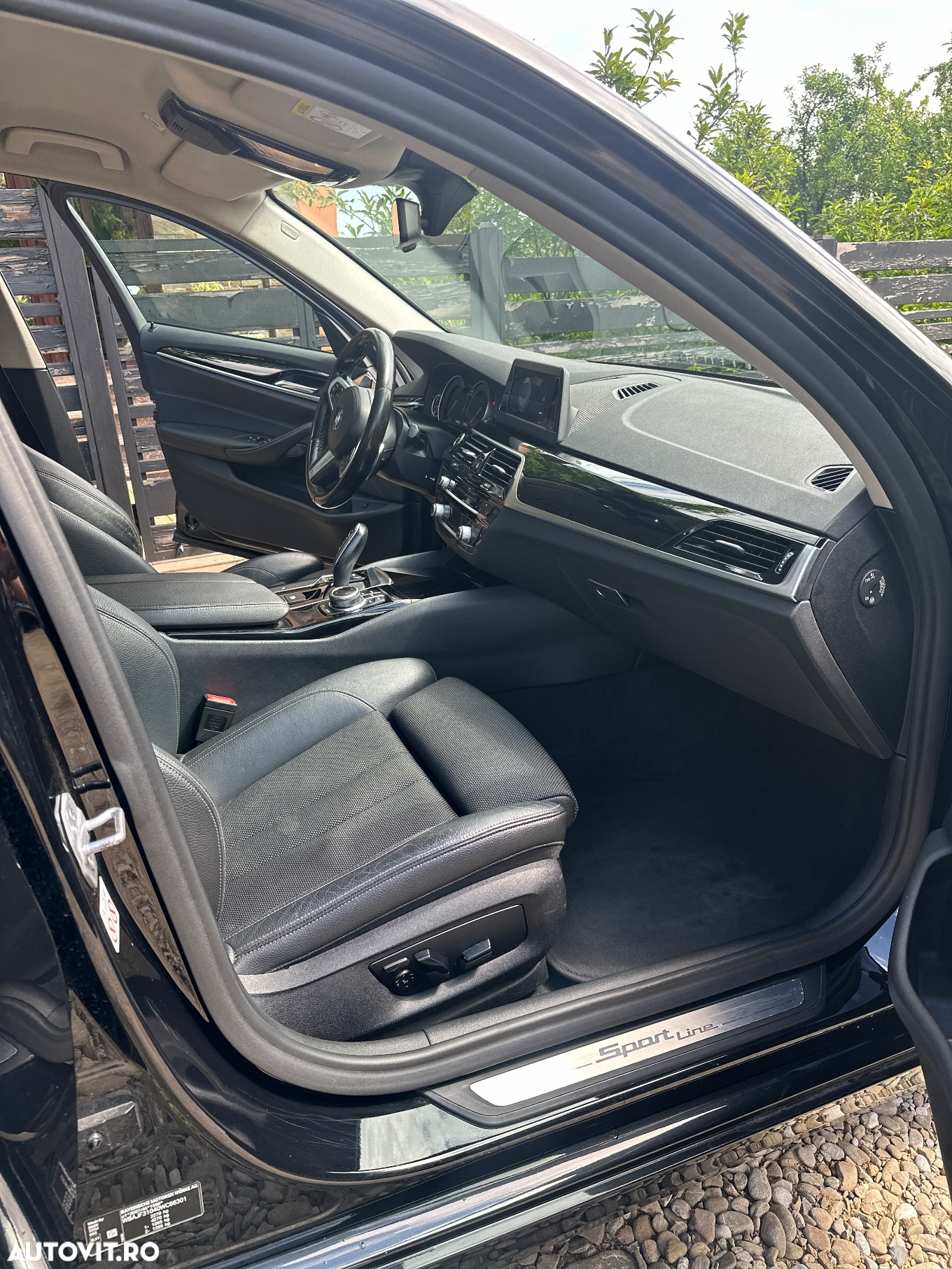 BMW Seria 5 520d AT - 9