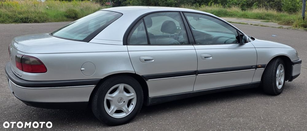 Opel Omega - 38