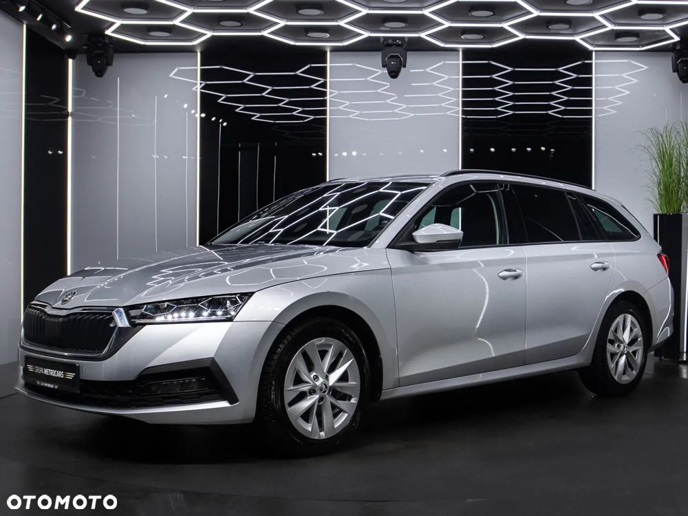 Skoda Octavia 2.0 TDI Ambition DSG - 2