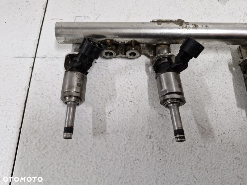 NISSAN JUKE I 1 F15 LIFT 1.2 DIG-T LISTWA WTRYSKOWA WTRYSKI 175226637R - 2