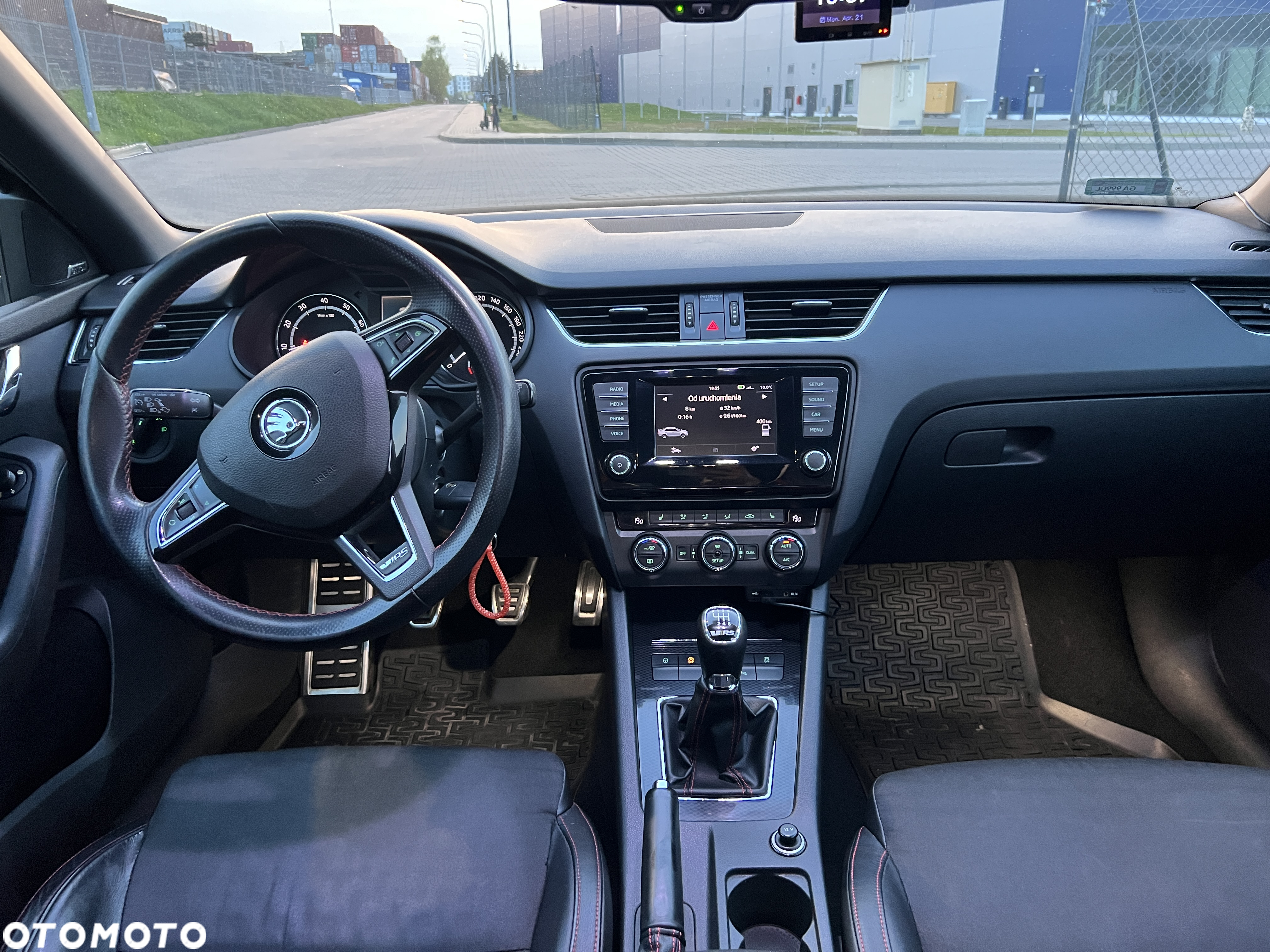 Skoda Octavia 2.0 TSI RS - 11
