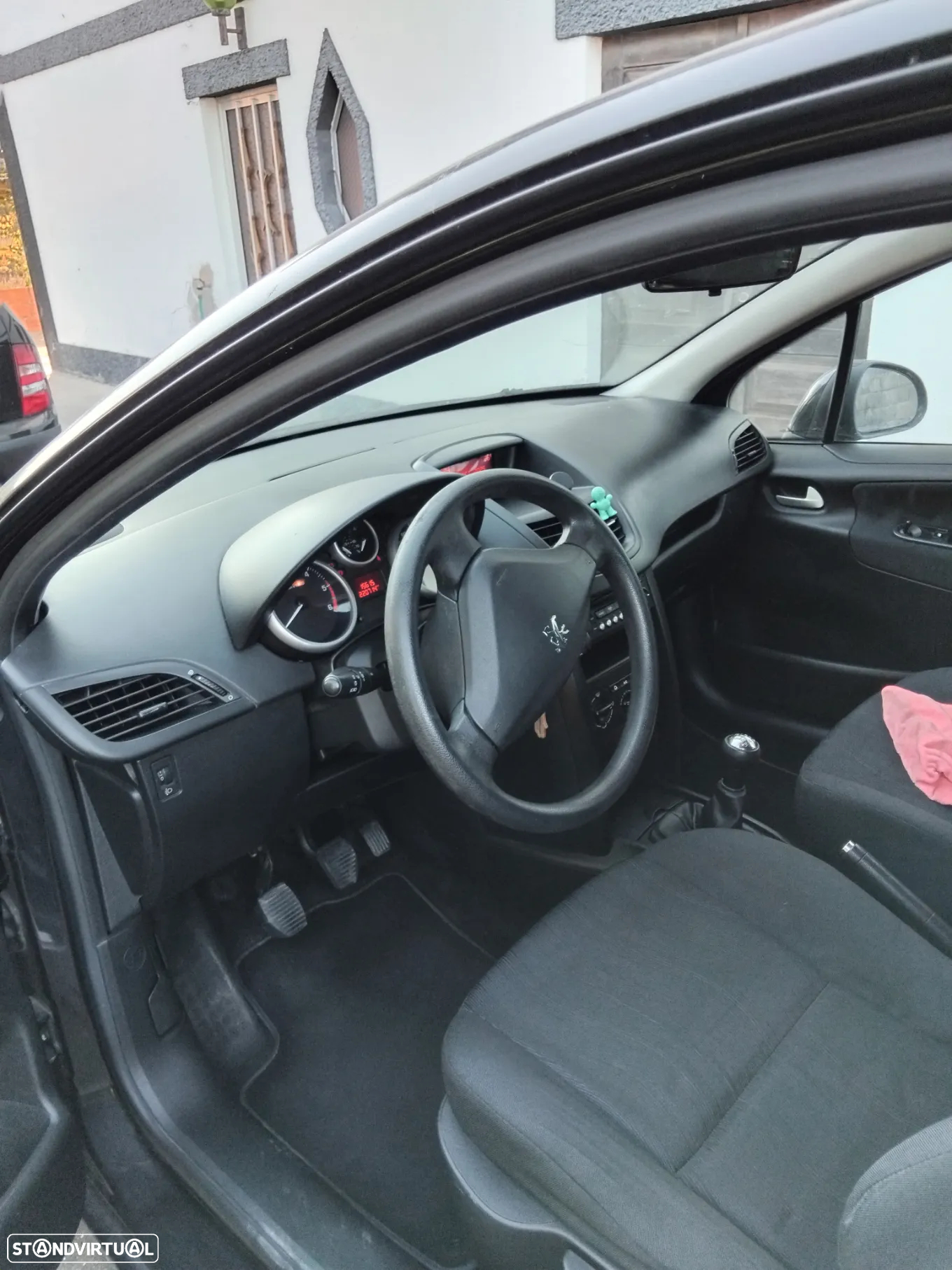 Peugeot 207 - 5