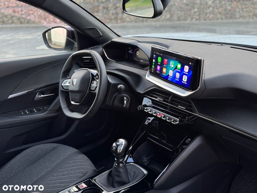 Peugeot 2008 PureTech 100 Allure S&S BVM6 - 9