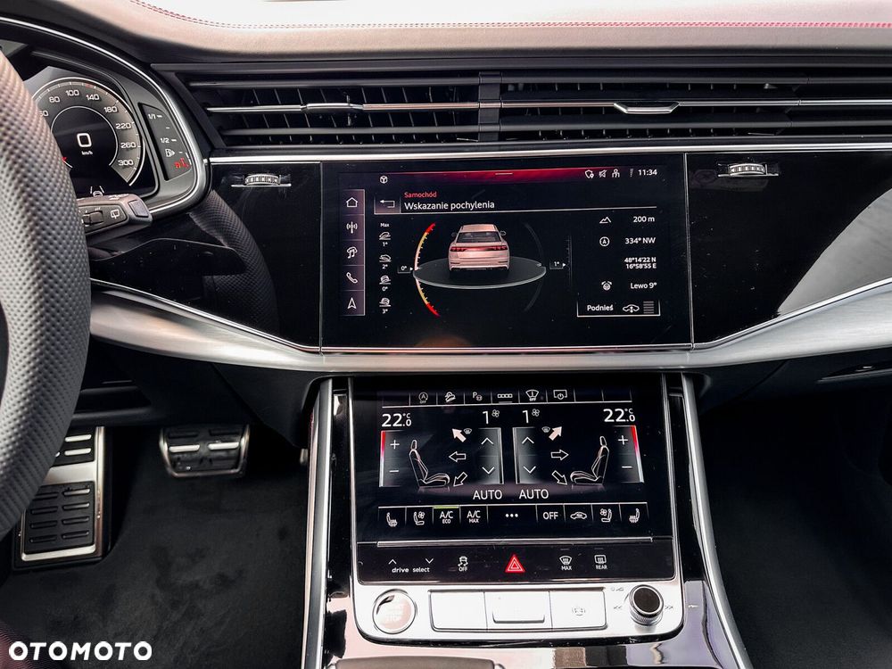 Audi Q8 - 30