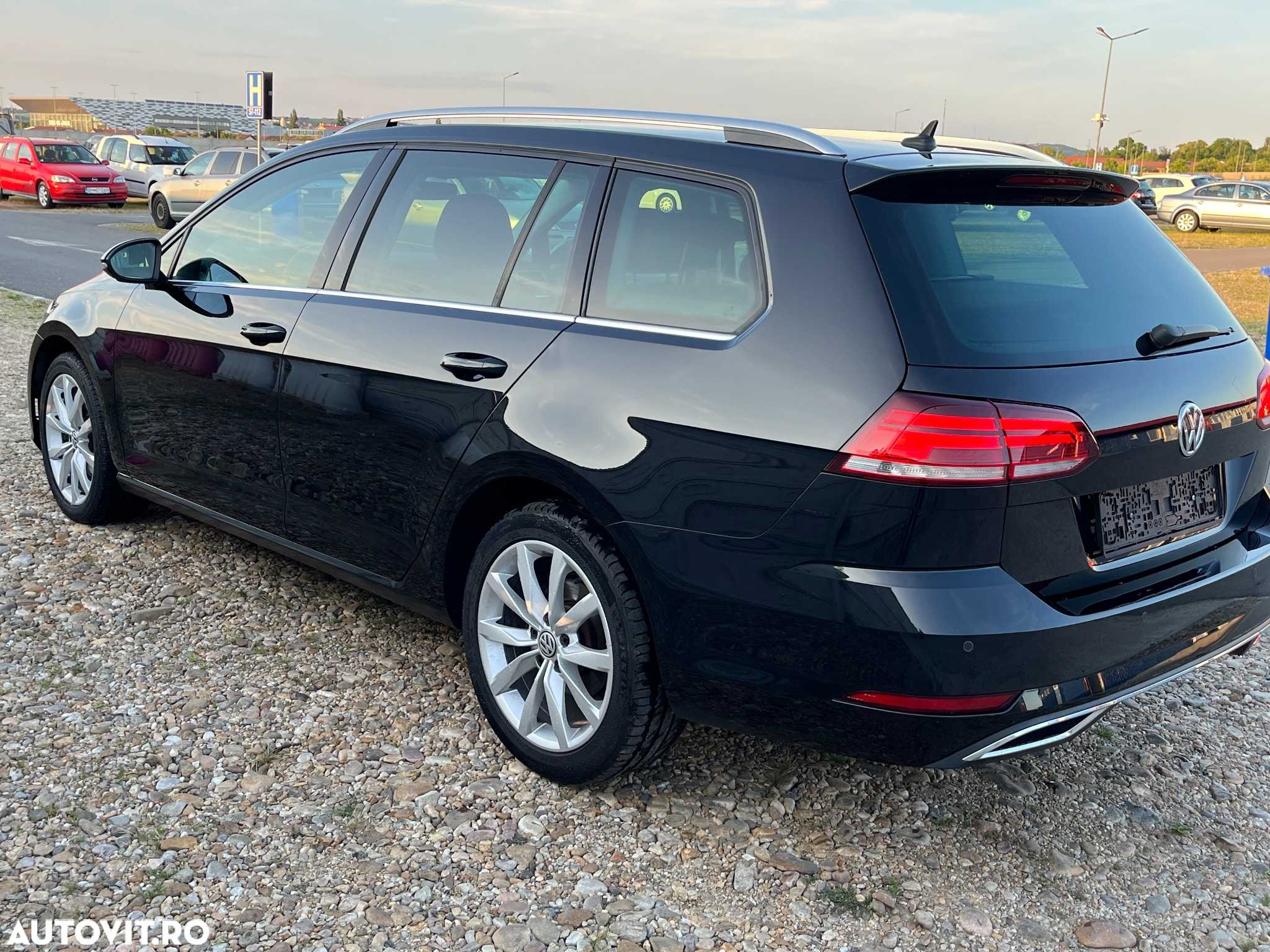 Volkswagen Golf 2.0 TDI (BlueMotion Technology) Highline - 13