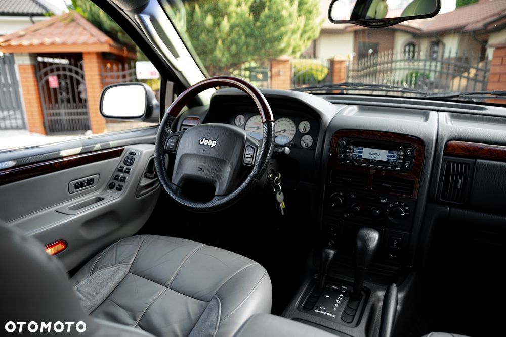 Jeep Grand Cherokee 4.7 Overland - 25