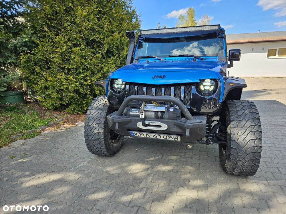 Jeep Wrangler 3.6 Unlim Sahara - 10