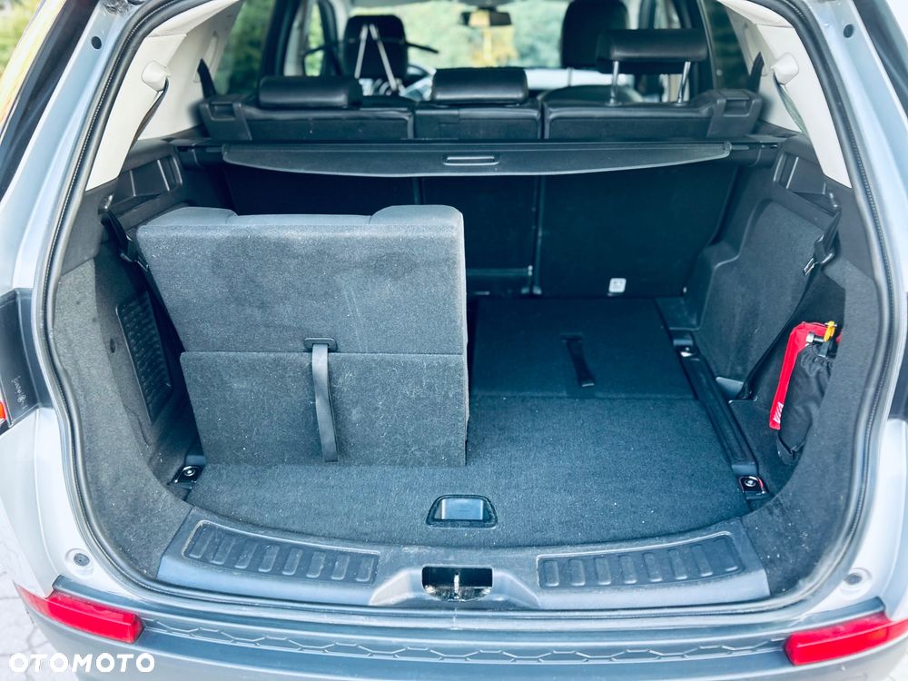 Land Rover Discovery Sport - 11