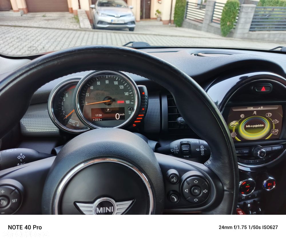 MINI Cooper Standard - 17