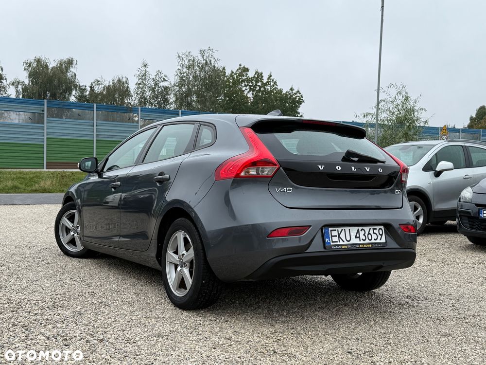 Volvo V40 - 11