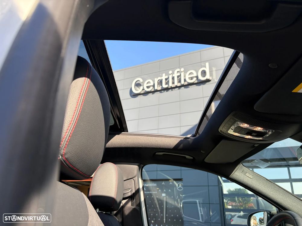 Mercedes-Benz GLA 180 d AMG Line - 9