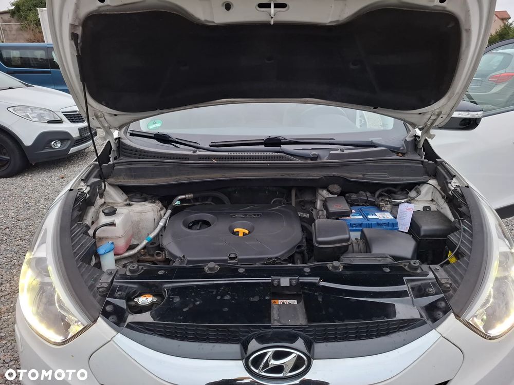 Hyundai ix35 2.0 2WD Automatik Trend - 11