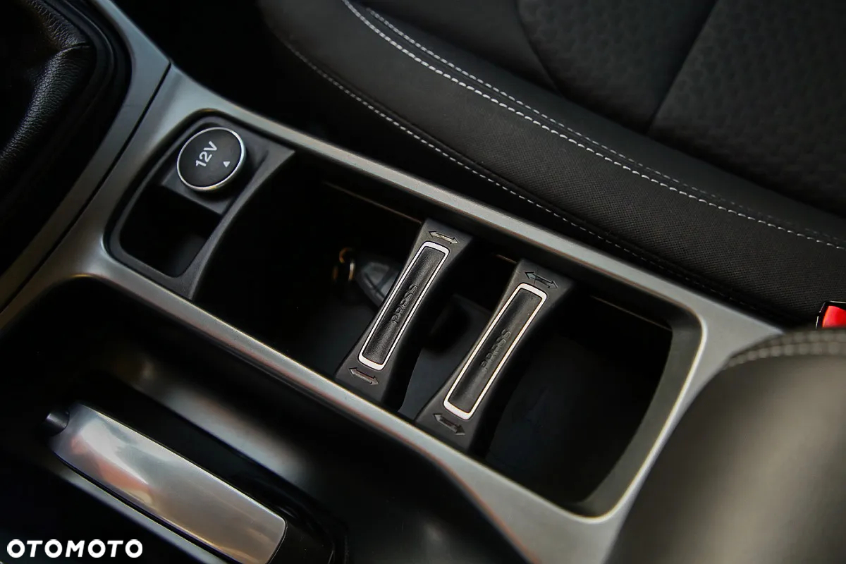 Ford Kuga 1.5 EcoBoost 2x4 Trend - 14