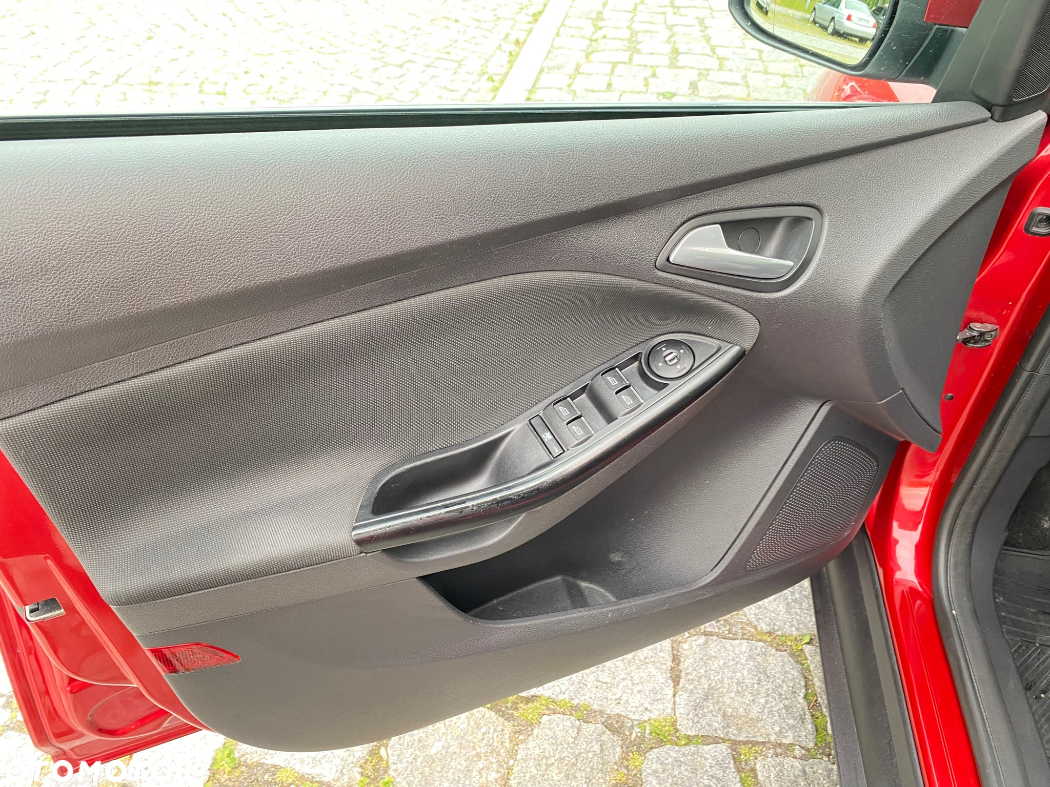Ford Focus 1.0 EcoBoost Start-Stopp-System Champions Edition - 8