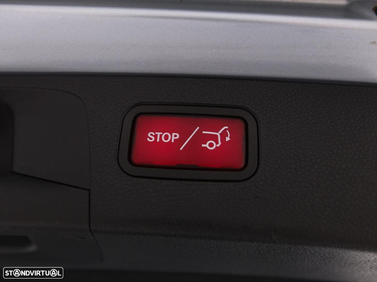 Mercedes-Benz E 300 de 4Matic T 9G-TRONIC AMG Line - 15