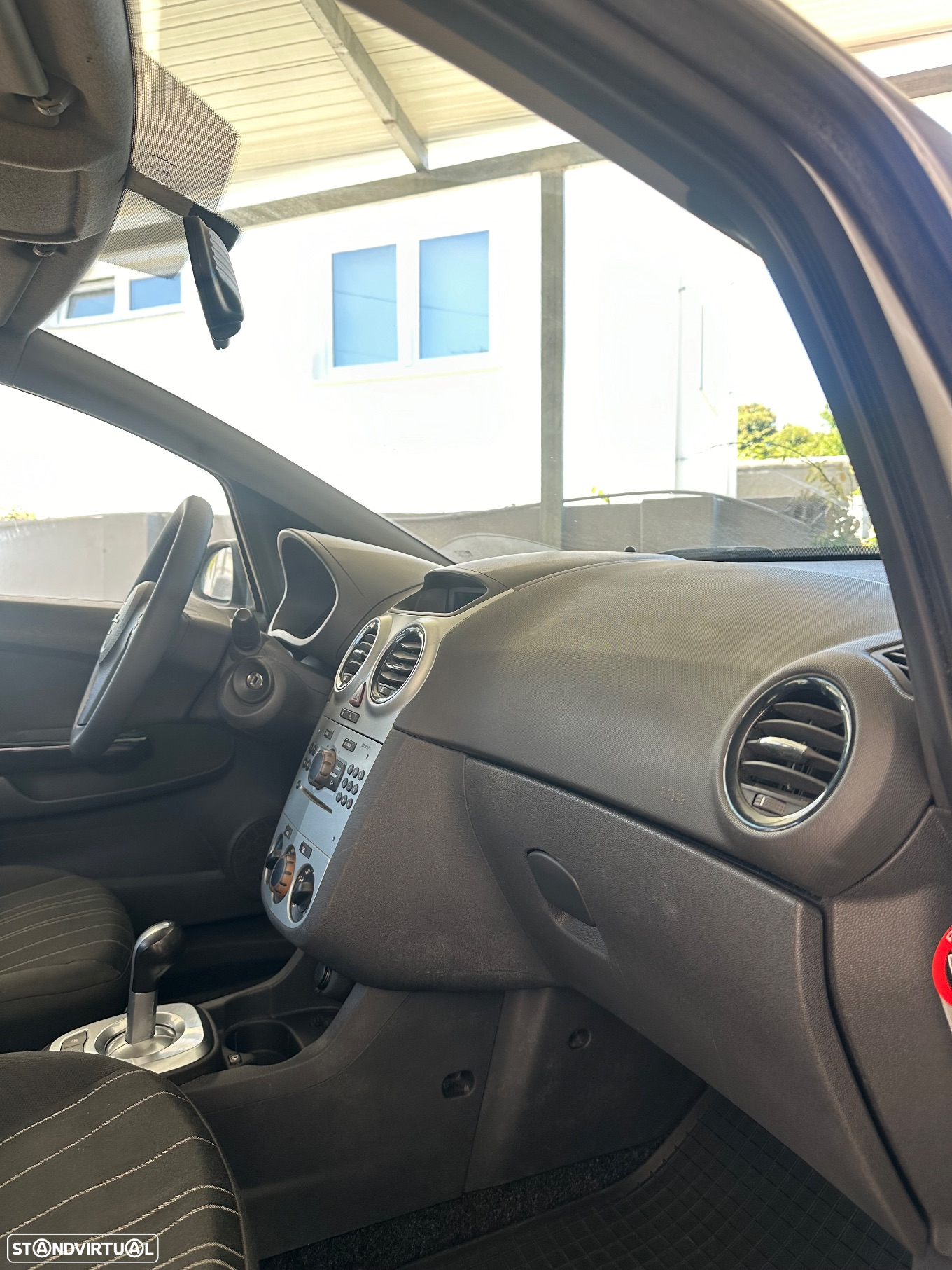 Opel Corsa 1.2 Enjoy Easytronic - 13
